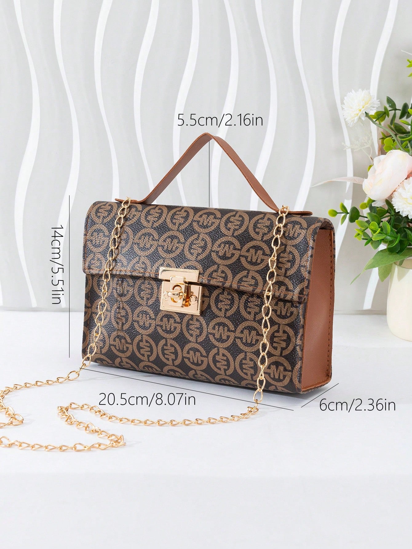 Quilted Square Bag Chain Decor Satchel Bag for Women Quilted Crossbody Bag Fashionable Chain Clutch Bag Shoulder Bag Square Bag Satchel Bag