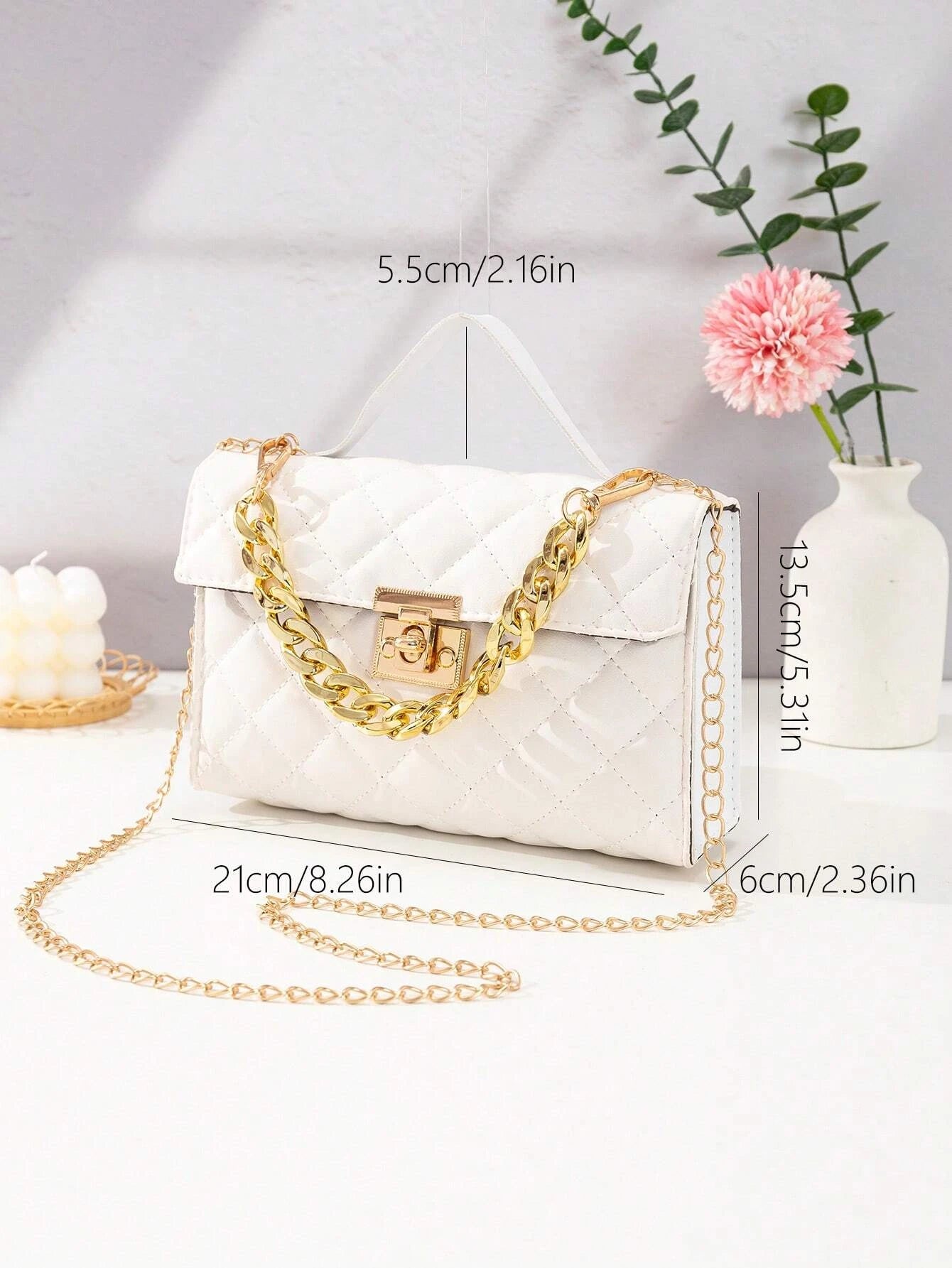 Quilted Square Bag Chain Decor Satchel Bag for Women Quilted Crossbody Bag Fashionable Chain Clutch Bag Shoulder Bag Square Bag Satchel Bag