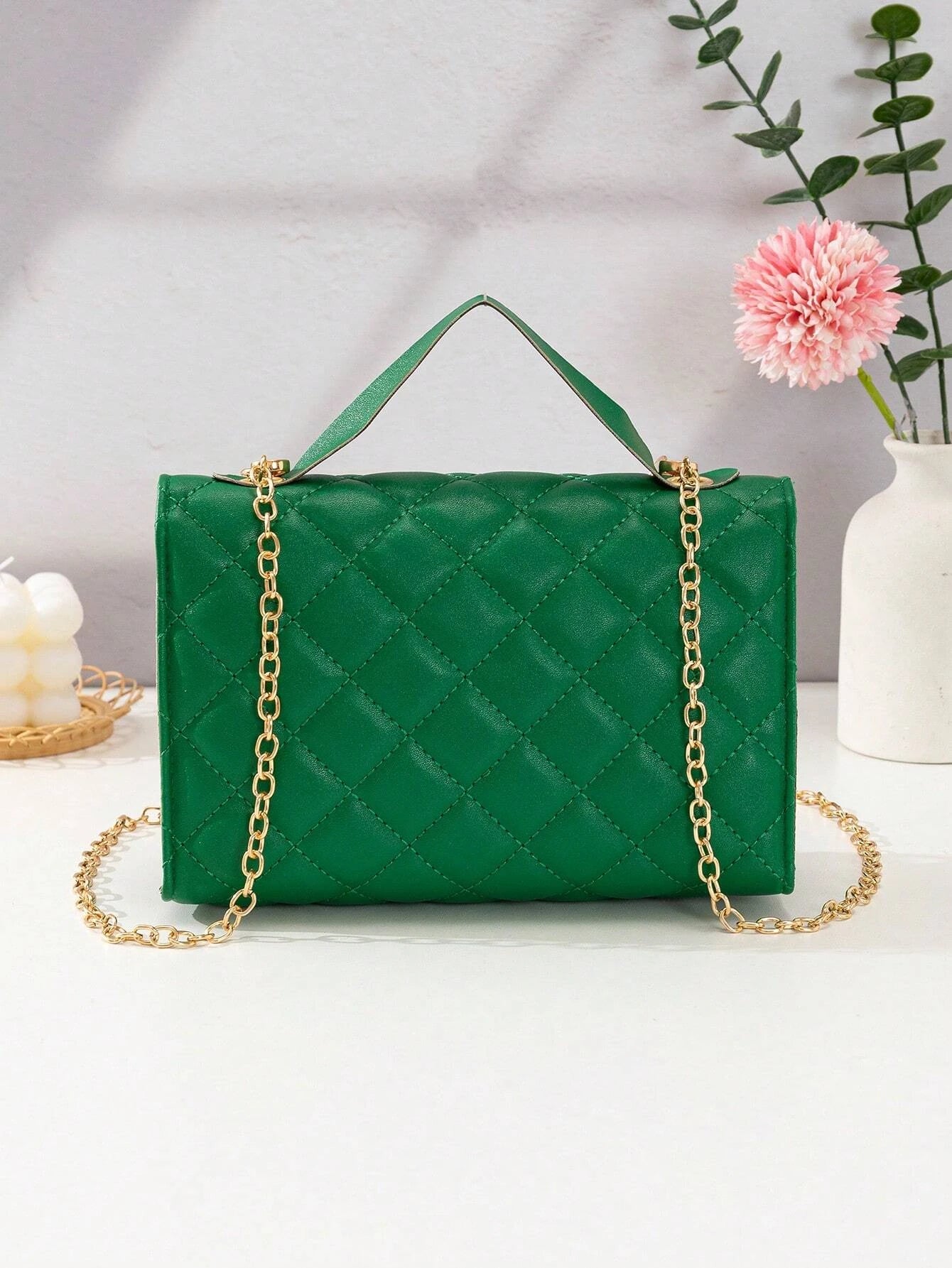 Quilted Square Bag Chain Decor Satchel Bag for Women Quilted Crossbody Bag Fashionable Chain Clutch Bag Shoulder Bag Square Bag Satchel Bag